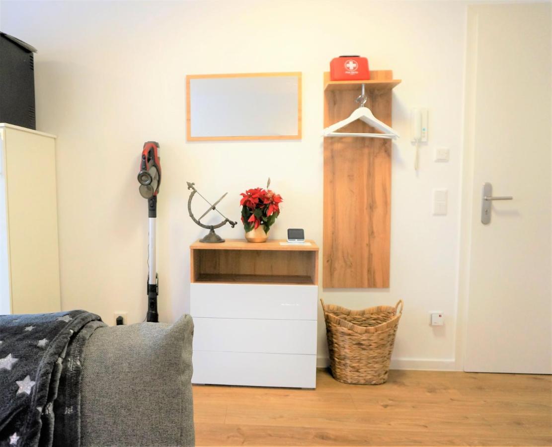 Mein Apartment, Stars Mit Balkon Und Klima Fuer Bis Zu 4 Personen Frankenthal  Kültér fotó