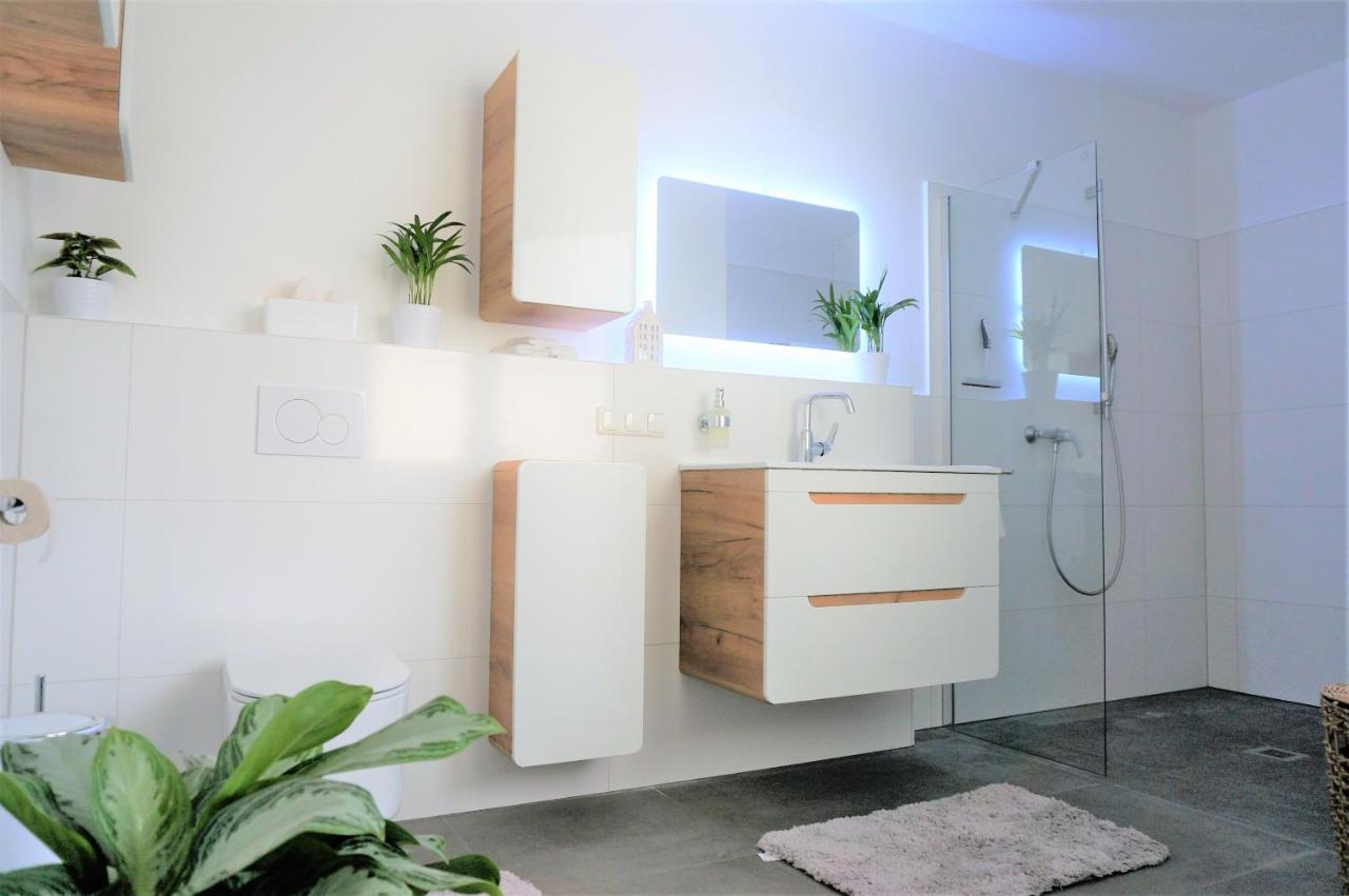 Mein Apartment, Stars Mit Balkon Und Klima Fuer Bis Zu 4 Personen Frankenthal  Kültér fotó