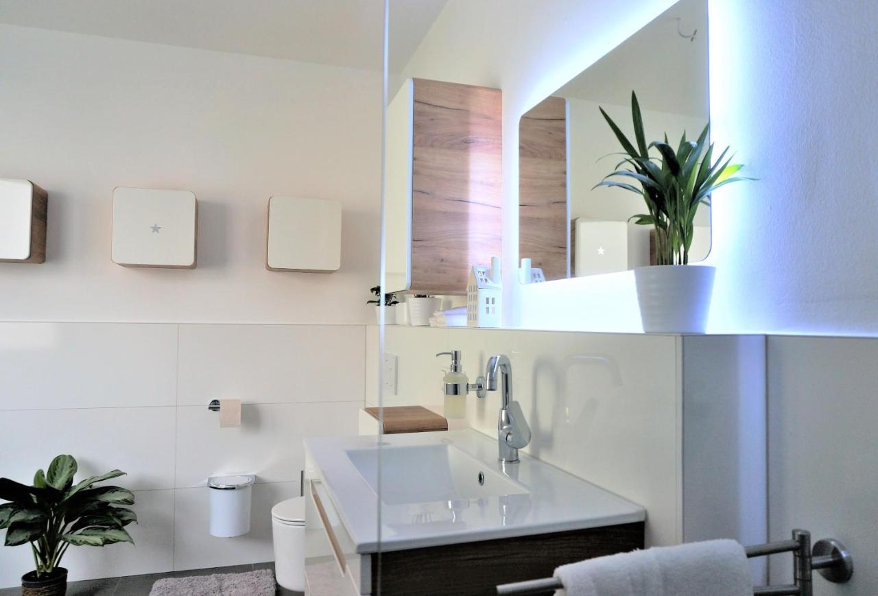 Mein Apartment, Stars Mit Balkon Und Klima Fuer Bis Zu 4 Personen Frankenthal  Kültér fotó