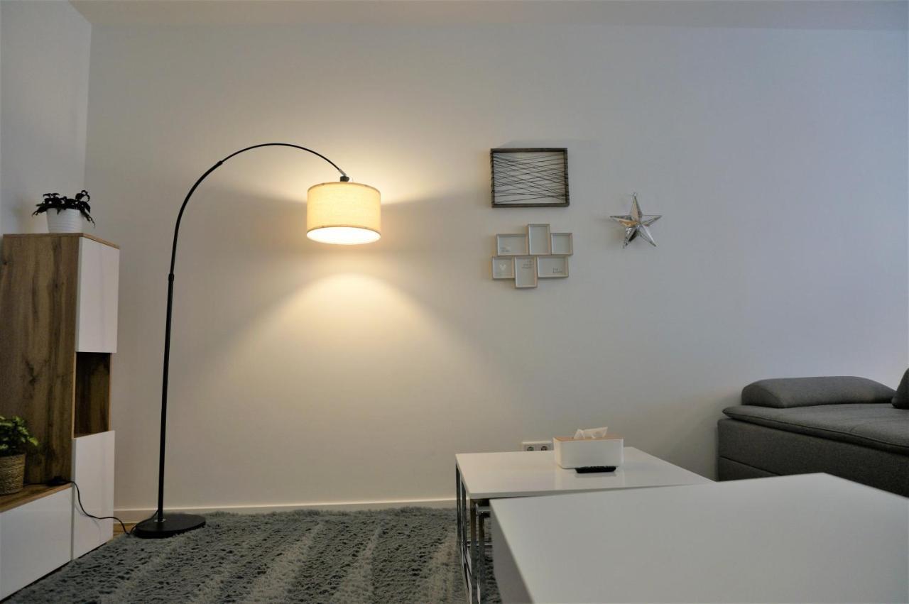Mein Apartment, Stars Mit Balkon Und Klima Fuer Bis Zu 4 Personen Frankenthal  Kültér fotó