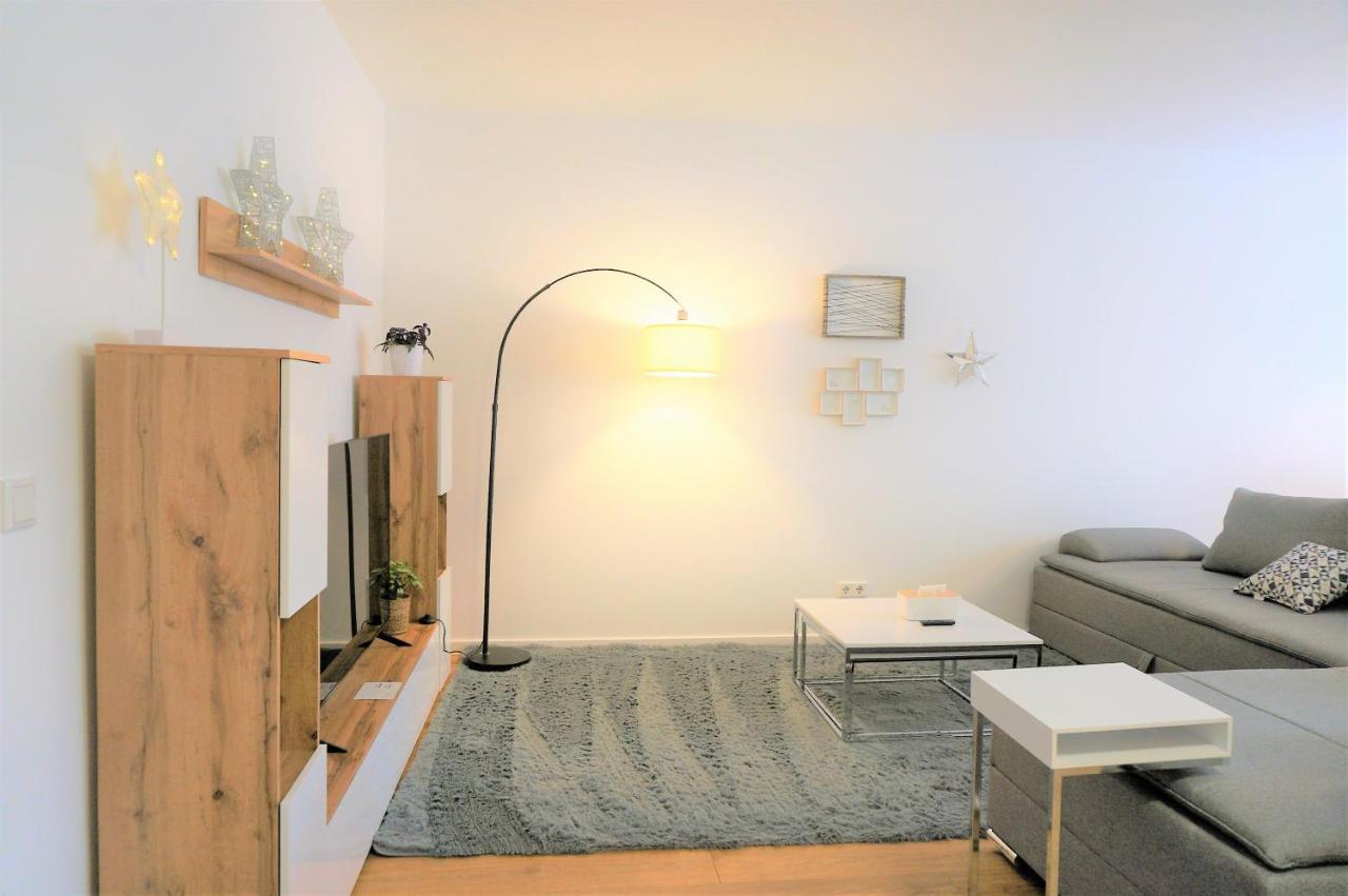 Mein Apartment, Stars Mit Balkon Und Klima Fuer Bis Zu 4 Personen Frankenthal  Kültér fotó